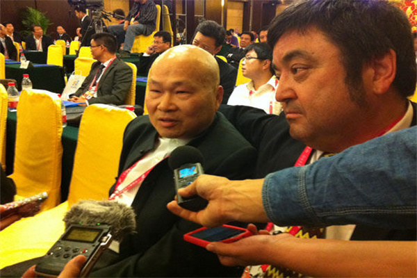 国家出手后, 李嘉诚不死心, 继续推进港口交易, 官方撂下16字重话